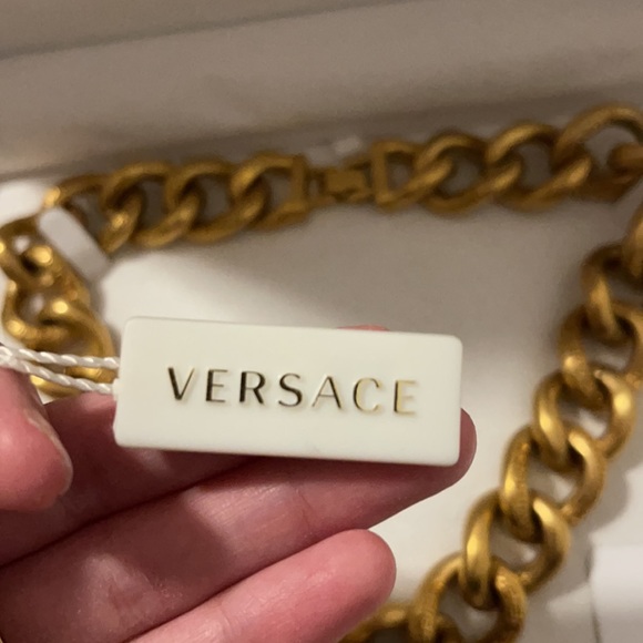 RARE VERSACE MEDUSA HEAD CHAIN - Picture 7 of 7